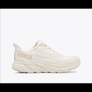 HOKA Clifton 8 size 8.5 color: Eggnog/ shifting sand